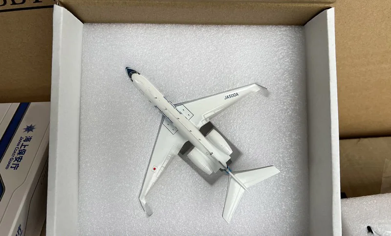 G-V Ocean Surveillance Aircraft Model JA500A 1:200 2 G-V Ocean Surveillance Aircraft Model JA500A 1:200 - Image 2