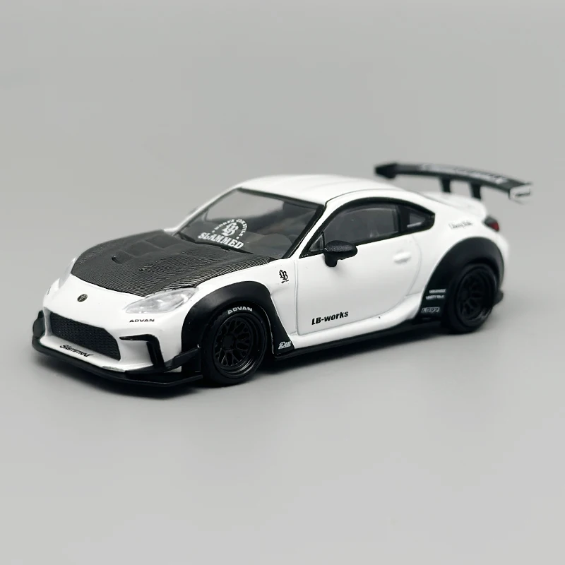 Toyota GR86 LB Nation 1:64 Diecast Model Car 3 Toyota GR86 LB Nation 1:64 Diecast Model Car - Image 3