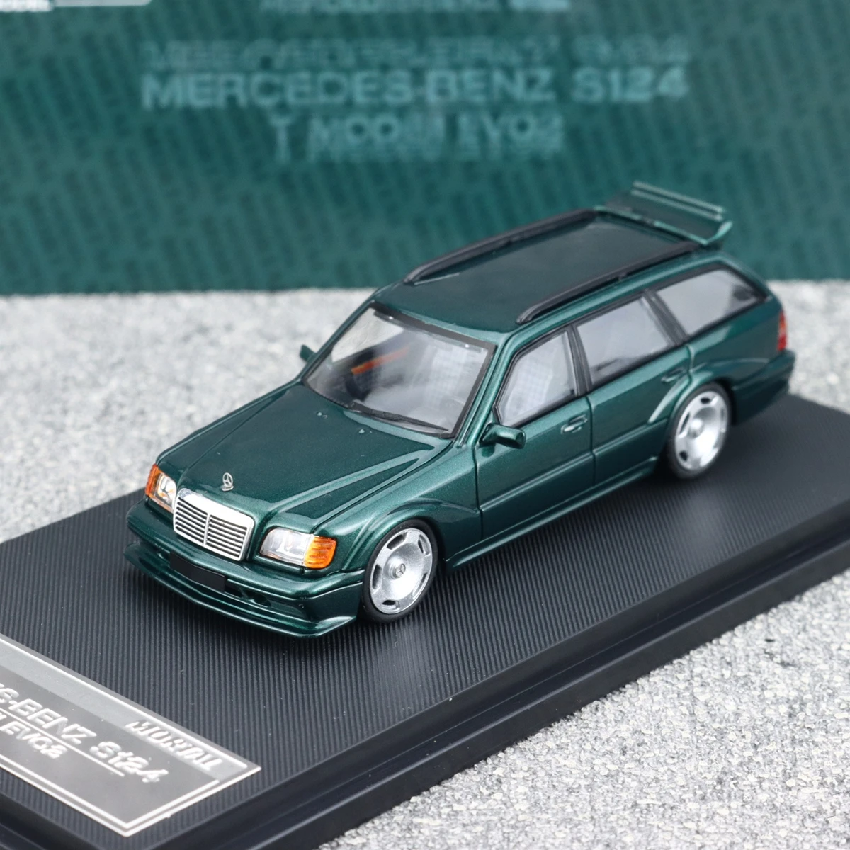 Benz S124 MODEII EVO2 Diecast Model Collection 9 Benz S124 MODEII EVO2 Diecast Model Collection - Image 9