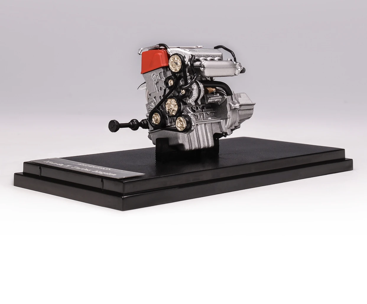 1:18 Scale Diecast Engine Model Collection 4 1:18 Scale Diecast Engine Model Collection - Image 4