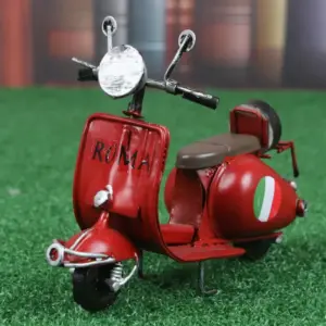 Vespa Motorcycle 1:18 Scale Model in Yellow 27 S74aff81d0cb04a08a6b078b4e126aceda