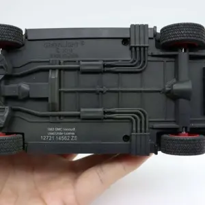 1983 GMC Vandura Van Diecast Model 1/24 Scale 10 S74f330568e614f06b507a6e50c914d83c