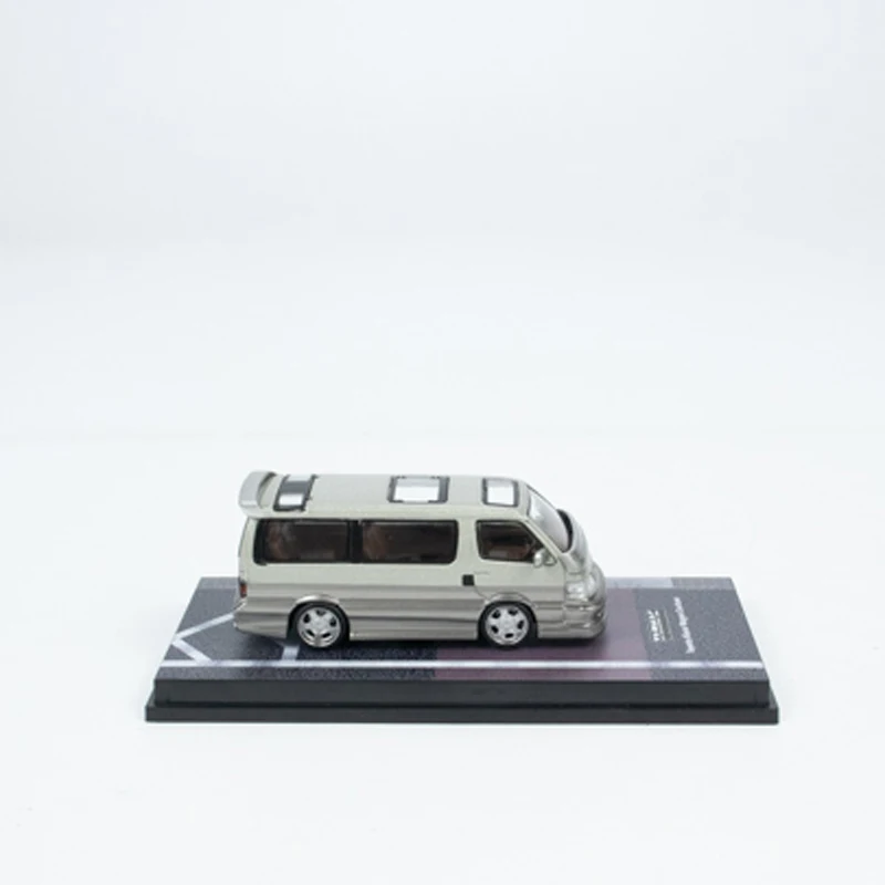 Diecast 1/64 Scale Toyota Hiace Wagon Model 6 Diecast 1/64 Scale Toyota Hiace Wagon Model - Image 6
