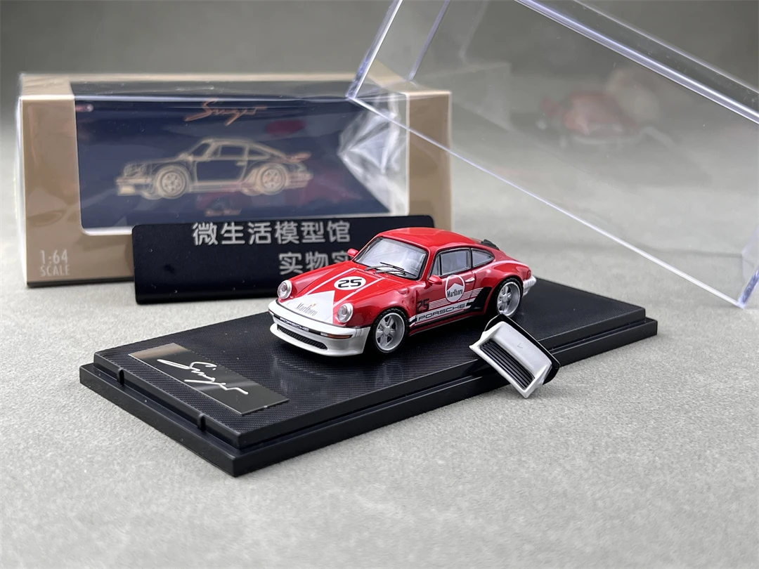 RM 1/64 Singer 930 Marlboro Diecast Model 6 RM 1/64 Singer 930 Marlboro Diecast Model - Image 6