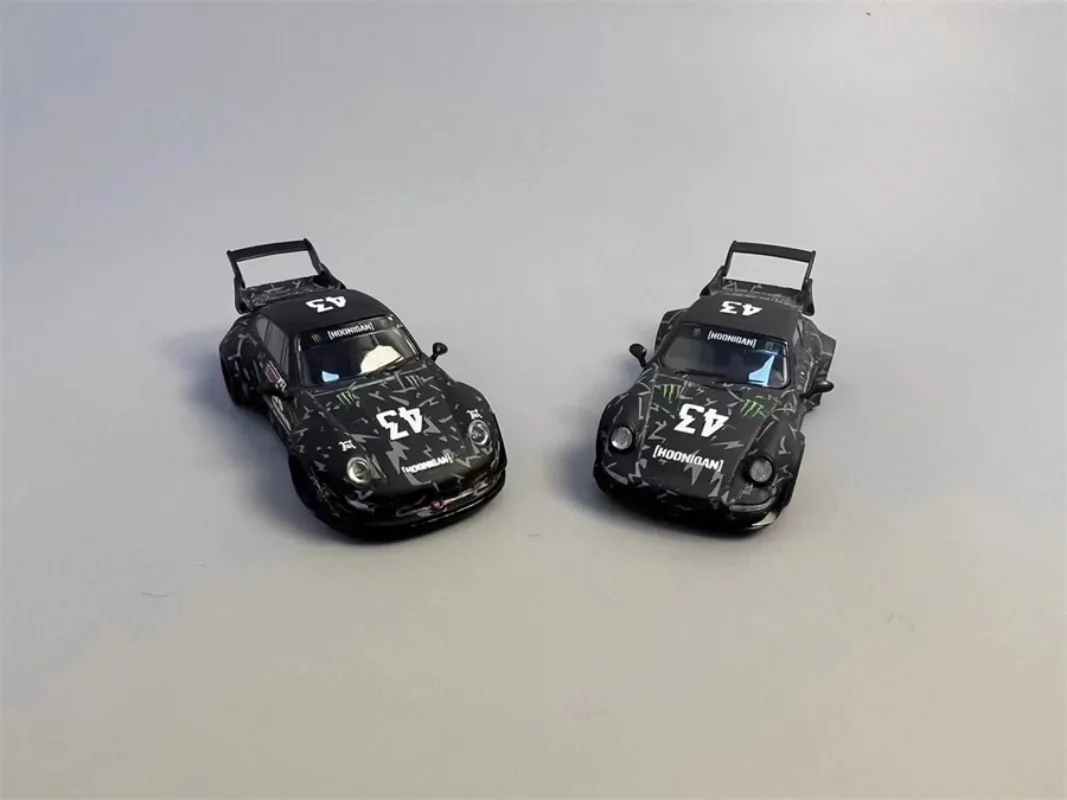 Flame 1:64 Diecast Porsche Model Car Set 6 Flame 1:64 Diecast Porsche Model Car Set - Image 6