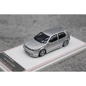1:64 Golf MK4 Diecast Model in Silver 7 S79086eab62e044959e16a5811f69105dw