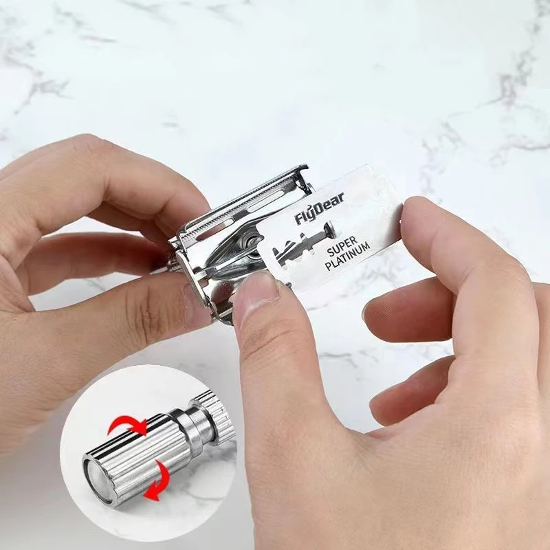 Men's Stainless Steel Straight Razor with 10 Blades 4 Men's Stainless Steel Straight Razor with 10 Blades - Image 4