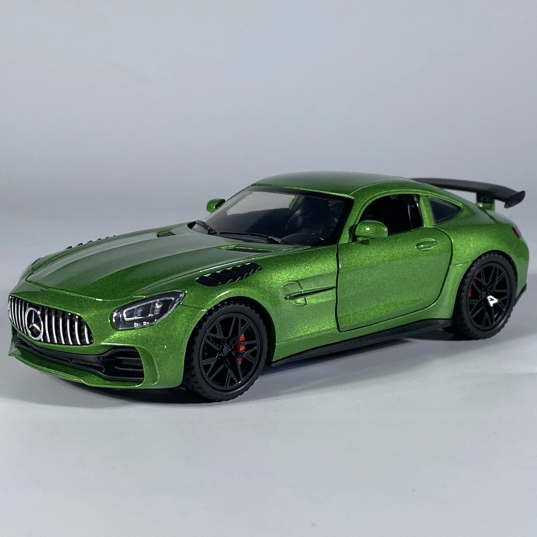 1:32 Scale Benz AMG GT Diecast Model Car 15 1:32 Scale Benz AMG GT Diecast Model Car - Image 15