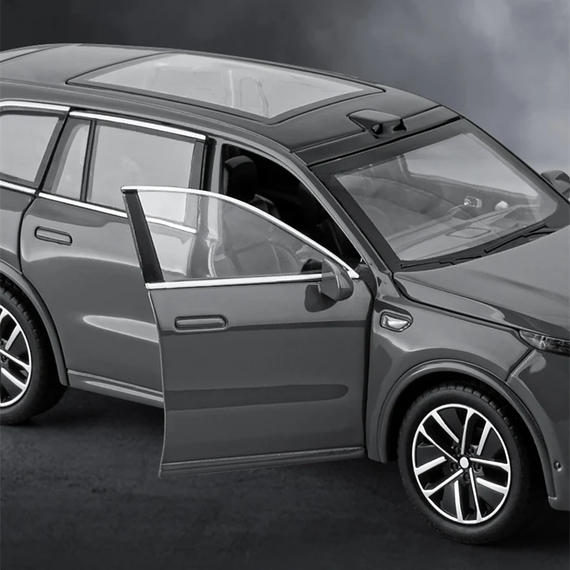 1:32 Scale Diecast Model of L9 Electric Vehicle 4 1:32 Scale Diecast Model of L9 Electric Vehicle - Image 4