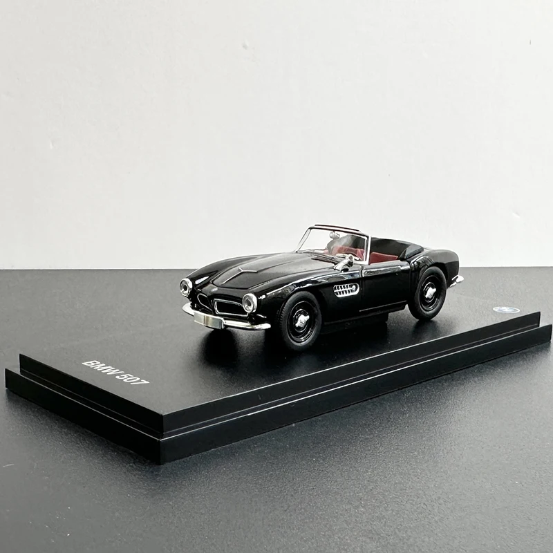 1:64 Scale Diecast Model Car Collection 9 1:64 Scale Diecast Model Car Collection - Image 9