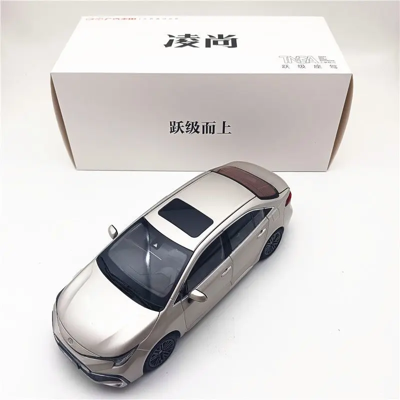 1/18 Scale Diecast Model of 2021 Toyota Levin 4 1/18 Scale Diecast Model of 2021 Toyota Levin - Image 4