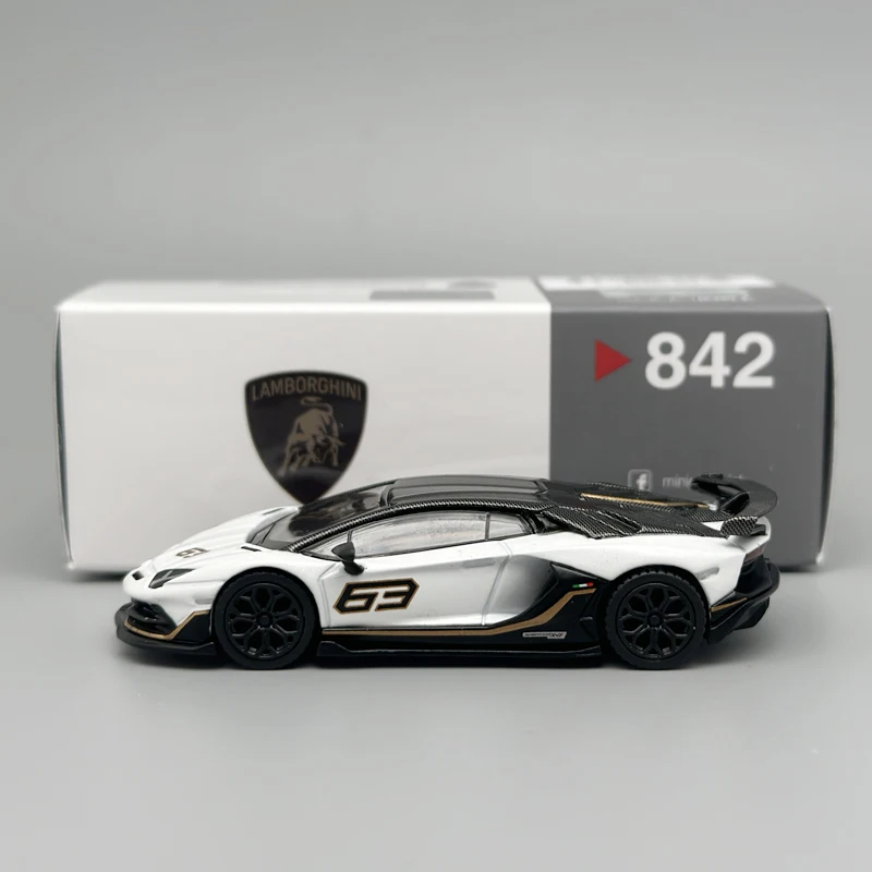 1:64 Scale Lamborghini Aventador SVJ 63 Model 2 1:64 Scale Lamborghini Aventador SVJ 63 Model - Image 2