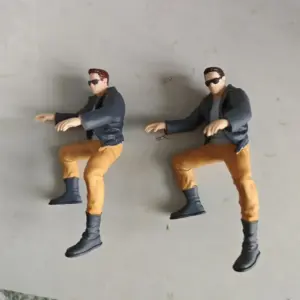 1:18 Scale Diecast Motorcycle Model with Rider 8 S7fb1880f74774152a60fdb882f2a930cO