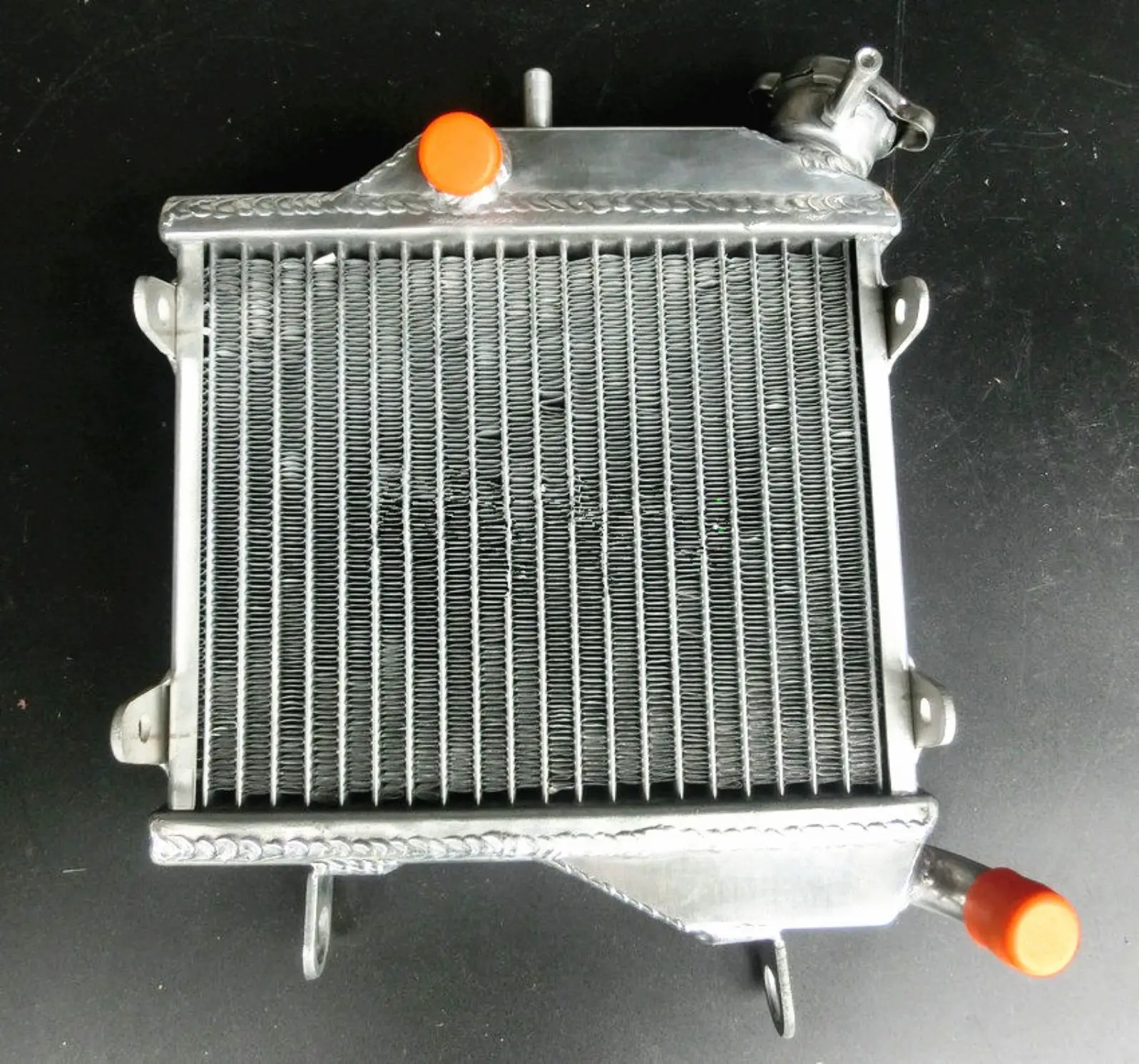 Heavy-Duty Aluminum Radiator for Yamaha TZR250 5 Heavy-Duty Aluminum Radiator for Yamaha TZR250 - Image 5