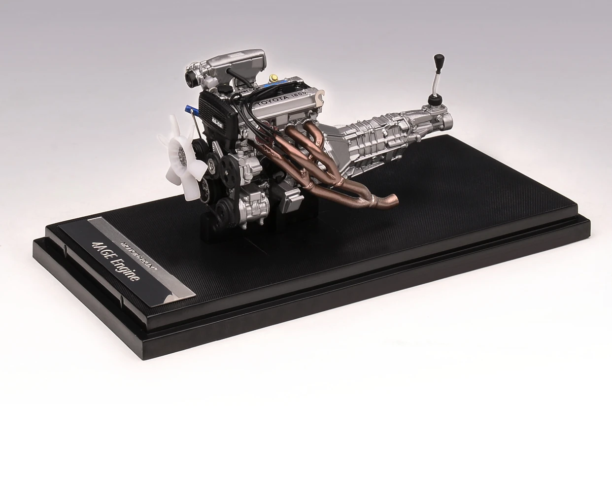 1:18 Scale Diecast Engine Model Collection 2 1:18 Scale Diecast Engine Model Collection - Image 2