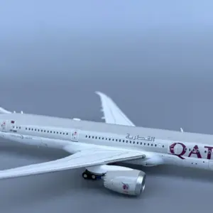 Qatar Airways Boeing 787-9 Diecast Model 1:400 8 S8265fb660b544fd2bdd6a78cb775edd25