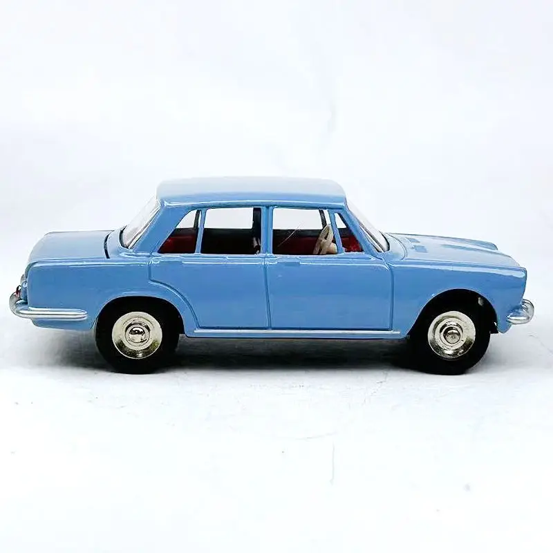 Dinky Toys Simca 1500 1:43 Scale Model Car 4 Dinky Toys Simca 1500 1:43 Scale Model Car - Image 4