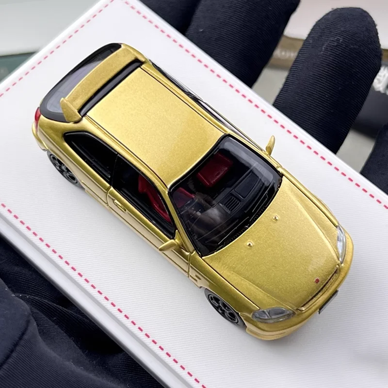 Honda Civic Type-R EK9 1/64 Diecast Model 6 Honda Civic Type-R EK9 1/64 Diecast Model - Image 6