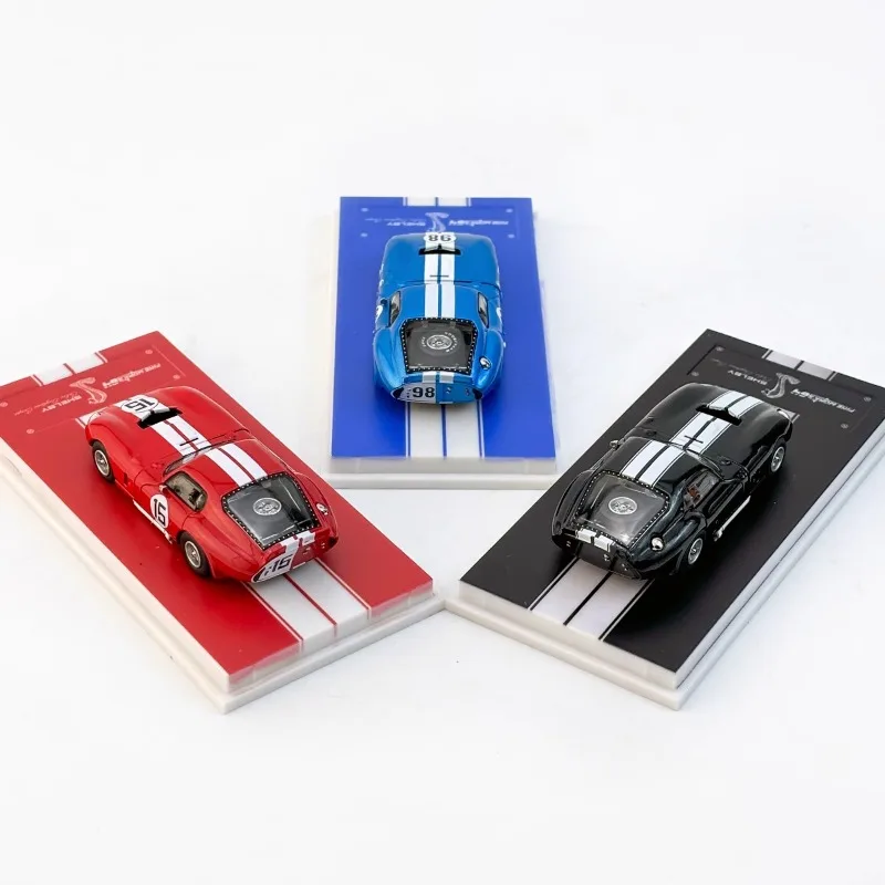 Diecast 1/64 Scale Ford Mustang Shelby Set 5 Diecast 1/64 Scale Ford Mustang Shelby Set - Image 5