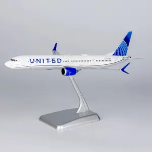 Boeing B737 MAX10 1/200 Scale Diecast Model 7 S86da6db7d02549c1ba7d0093312f5518W