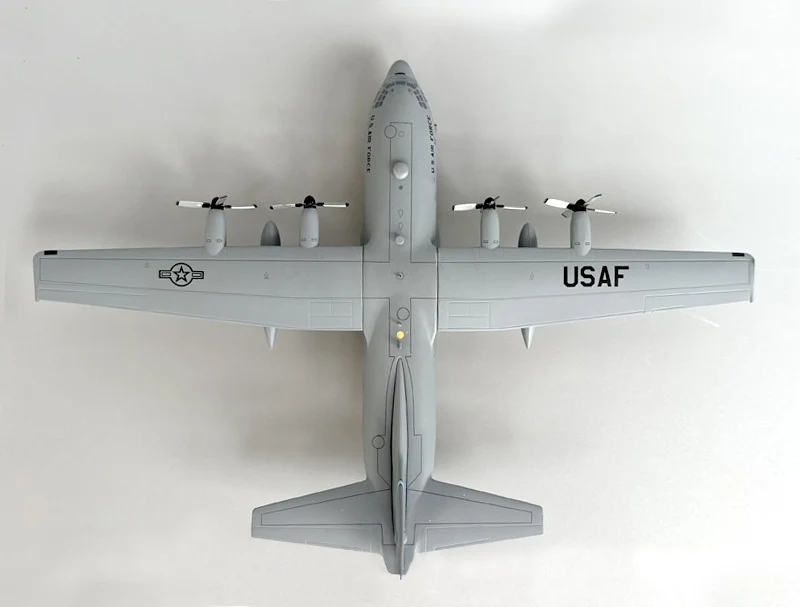 US C-130H Diecast Metal Model 1/200 Scale 3 US C-130H Diecast Metal Model 1/200 Scale - Image 3