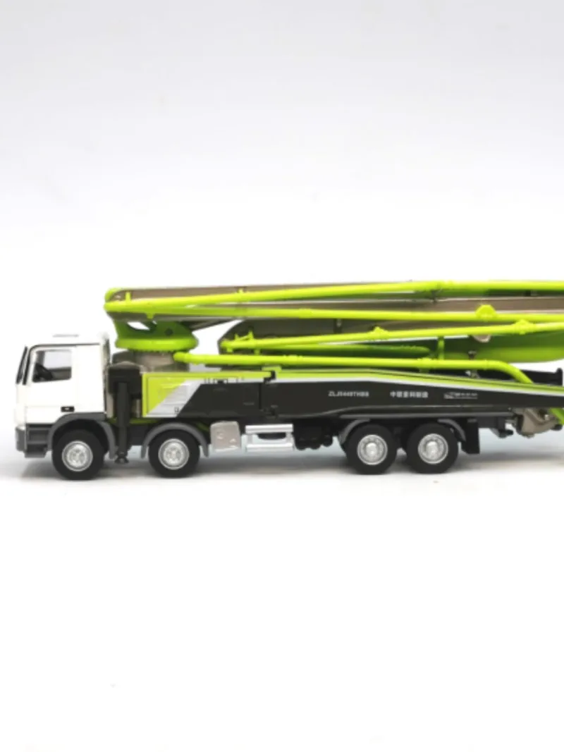 Diecast 1:100 Concrete Pump Truck Model 3 Diecast 1:100 Concrete Pump Truck Model - Image 3