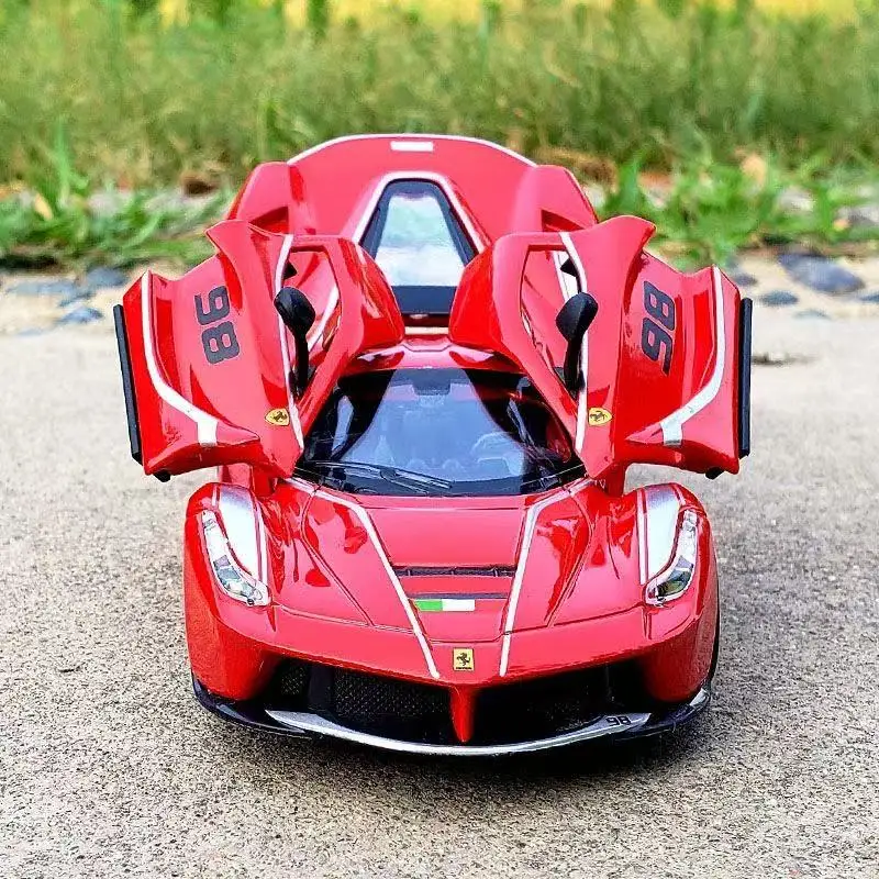 Ferrari LaFerrari FXX K 1:32 Scale Model Car 2 Ferrari LaFerrari FXX K 1:32 Scale Model Car - Image 2