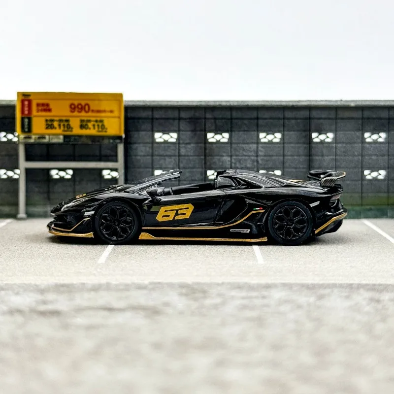 1/64 Scale Diecast Lamborghini Aventador SVJ 63 5 1/64 Scale Diecast Lamborghini Aventador SVJ 63 - Image 5