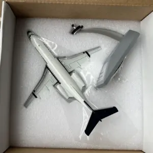 S8f61bc209a014d9483d262e795f8edaax