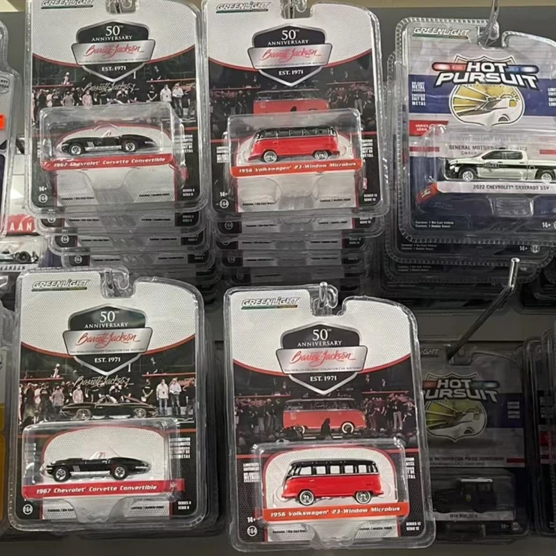 1956 Volkswagen 23-Window Microbus Model 1:64 4 1956 Volkswagen 23-Window Microbus Model 1:64 - Image 4