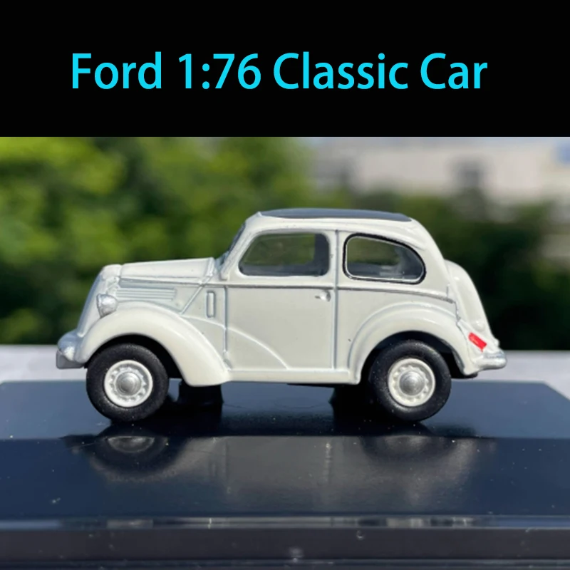 Ford Classic 1:76 Scale Alloy Car Model 5 Ford Classic 1:76 Scale Alloy Car Model - Image 5
