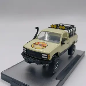 1:64 Scale Diecast Ford and GMC Truck Set 15 S915c4dc269bf4392945942ed0c77e5a24