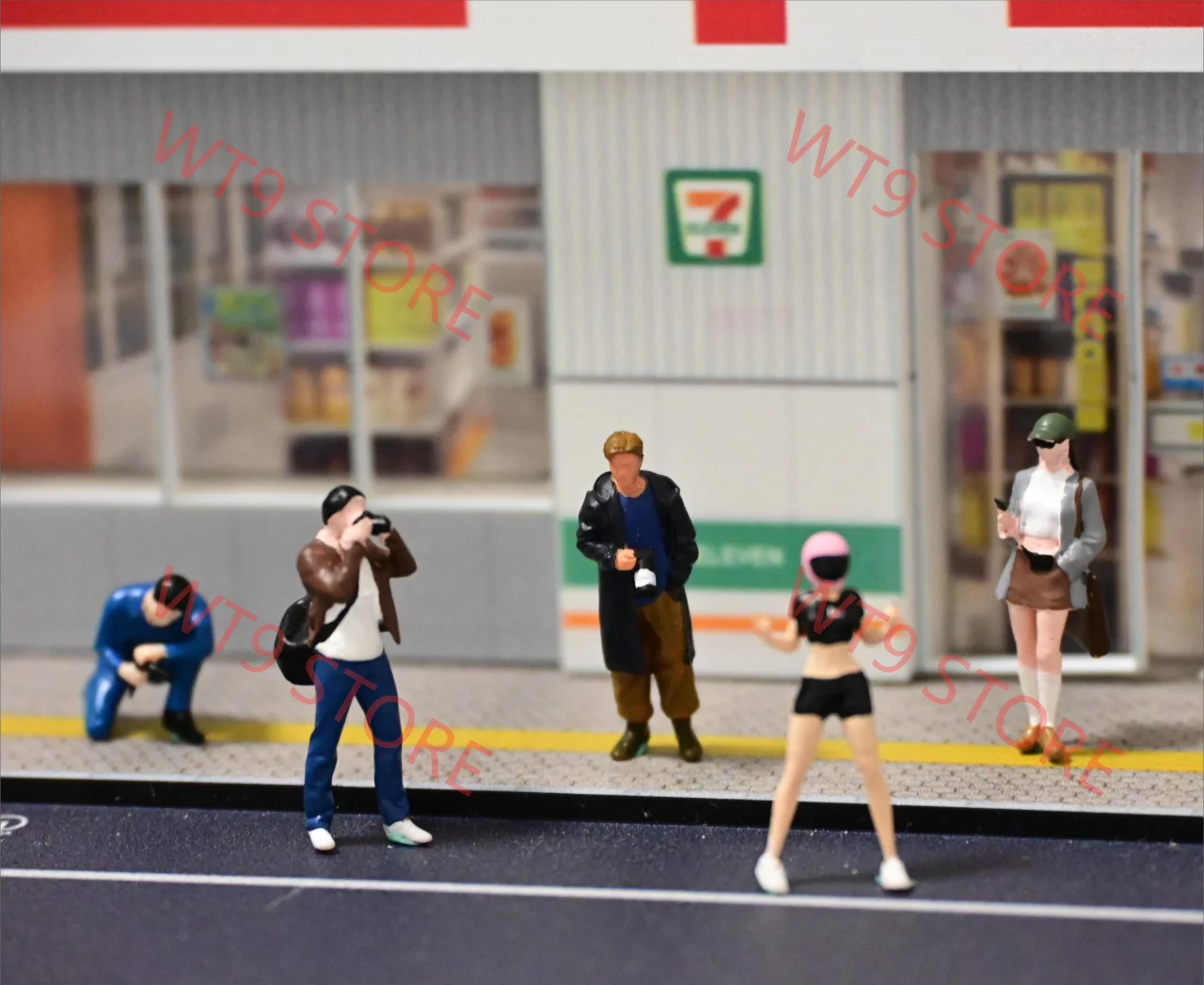 1/64 Scale Miniature Figure Model 2.6 cm Tall 3 1/64 Scale Miniature Figure Model 2.6 cm Tall - Image 3