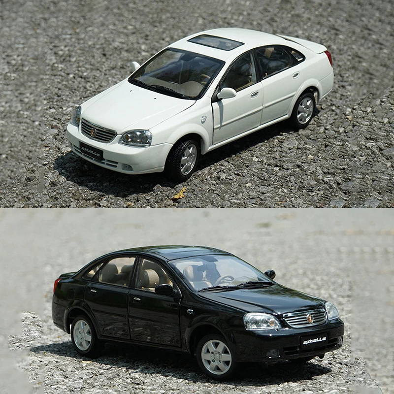 1/18 Buick Excelle Diecast Model Silver Finish 4 1/18 Buick Excelle Diecast Model Silver Finish - Image 4