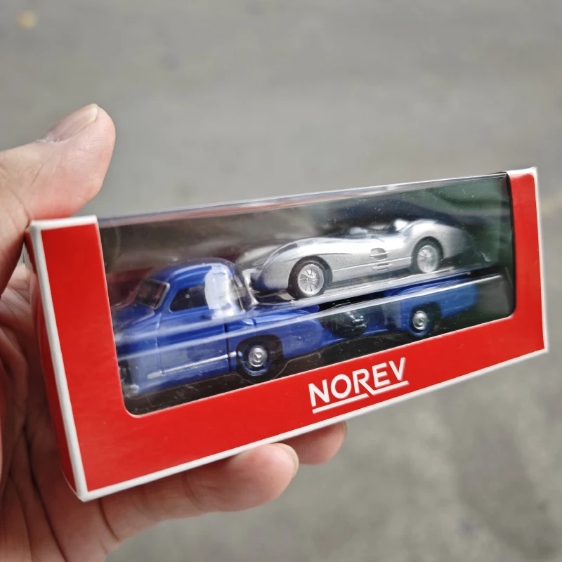 1/64 Scale Blue Truck and Silver Racing Car Set 6 1/64 Scale Blue Truck and Silver Racing Car Set - Image 6