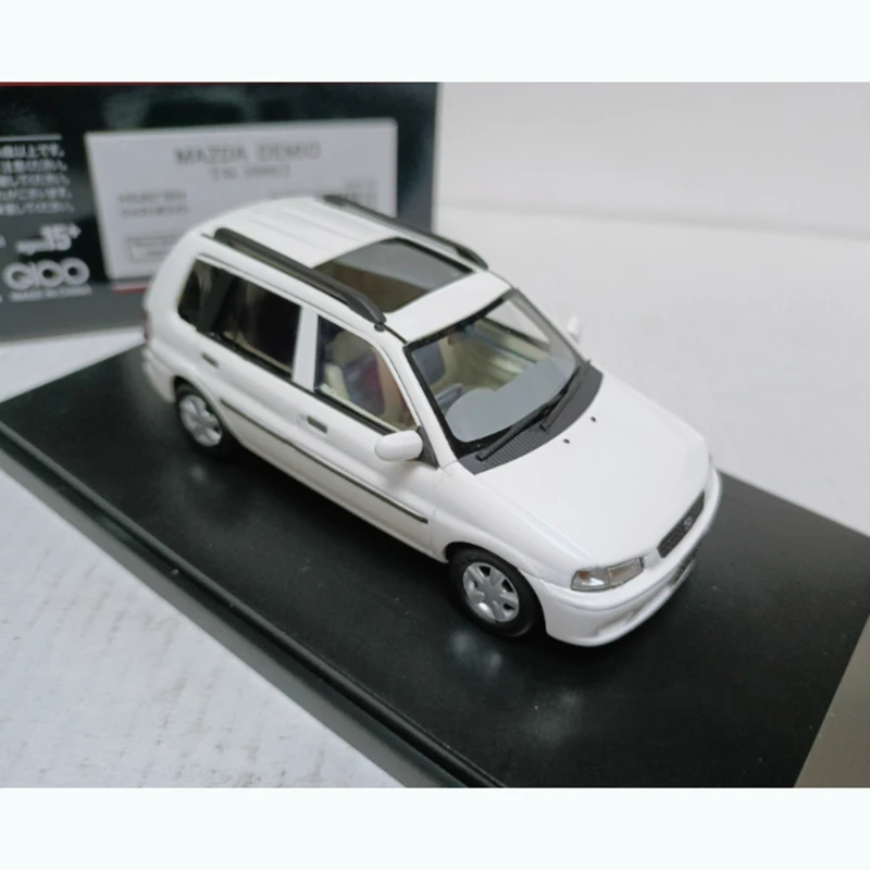 1/43 Scale Mazda Demio GL 1996 Model Car 3 1/43 Scale Mazda Demio GL 1996 Model Car - Image 3