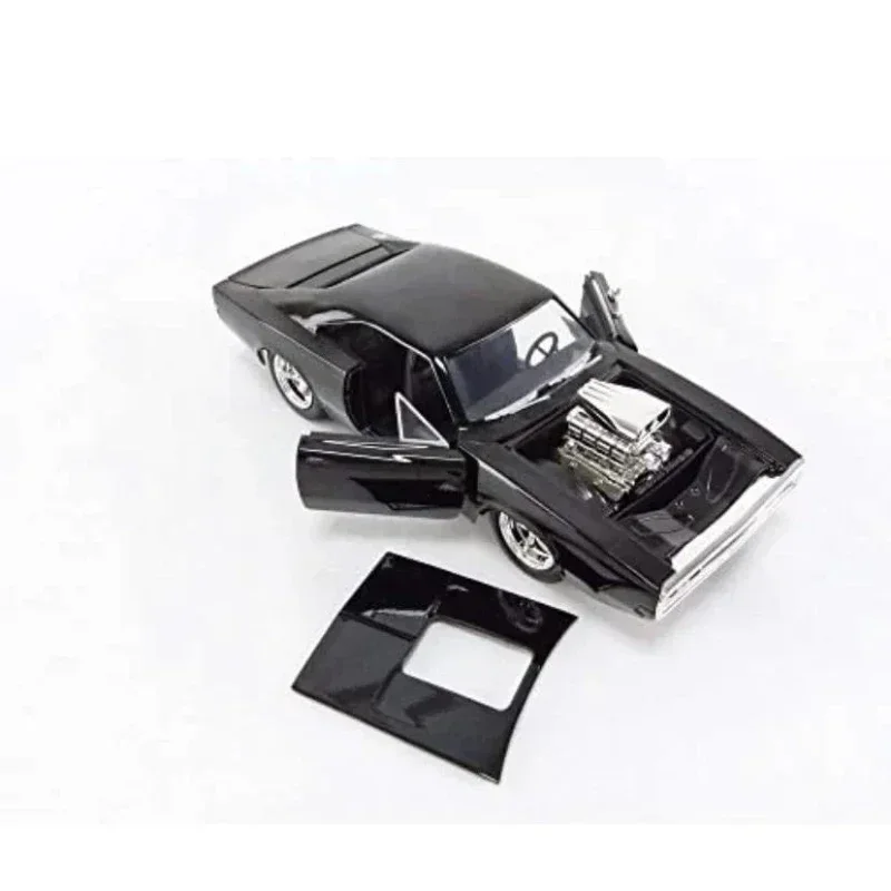 1970 Dodge Charger 1:24 Scale Diecast Model 3 1970 Dodge Charger 1:24 Scale Diecast Model - Image 3