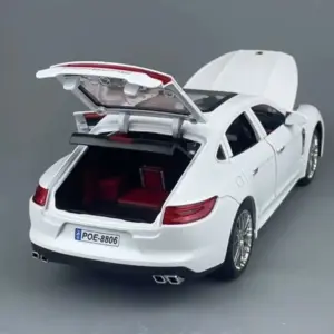 1/18 Scale Porsche Diecast Model in White 12 S93610ebbcc2a46048efef80899f6a6ad5