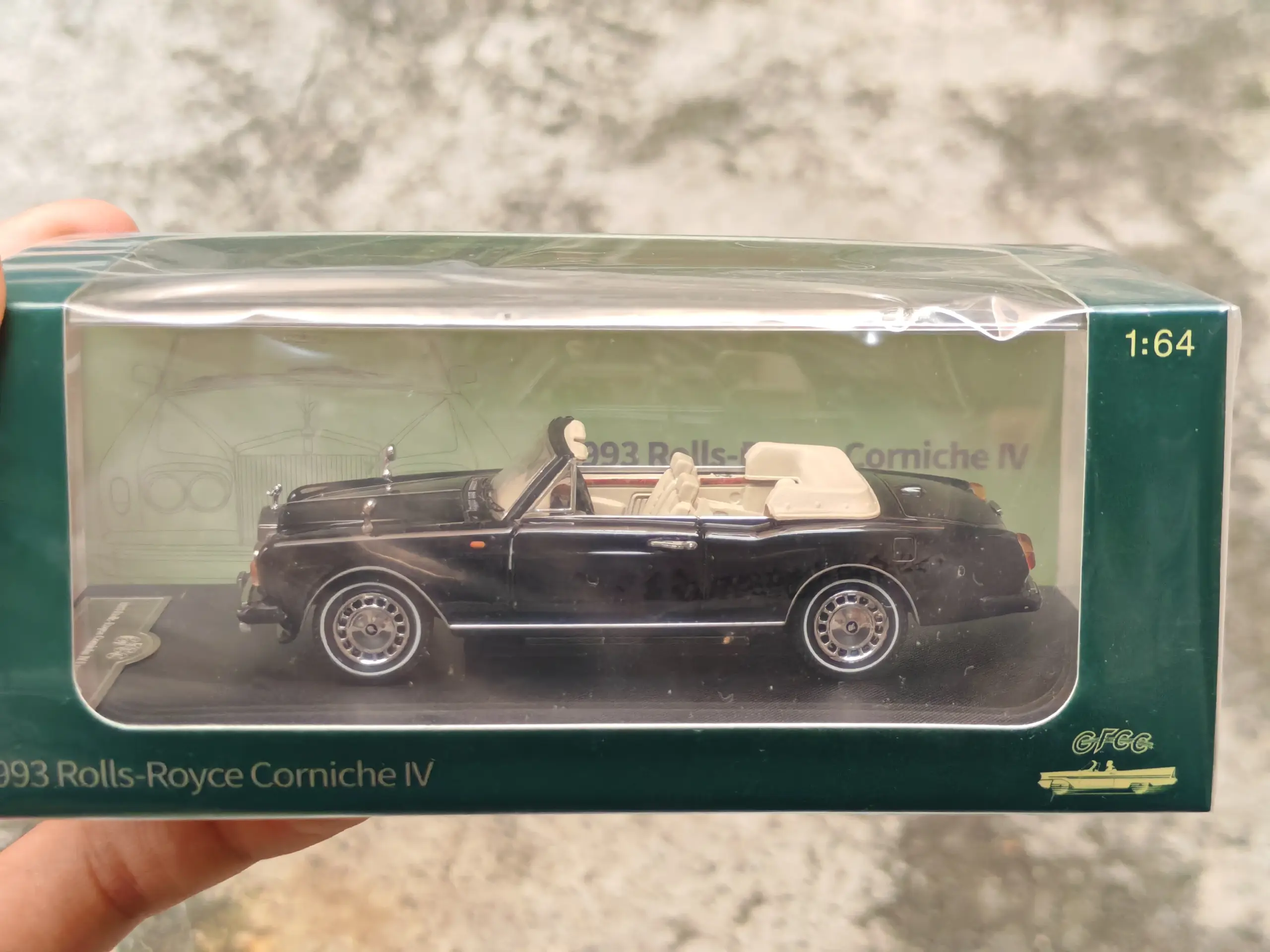 Rolls Royce Corniche IV 1:64 Scale Model 15 Rolls Royce Corniche IV 1:64 Scale Model - Image 15