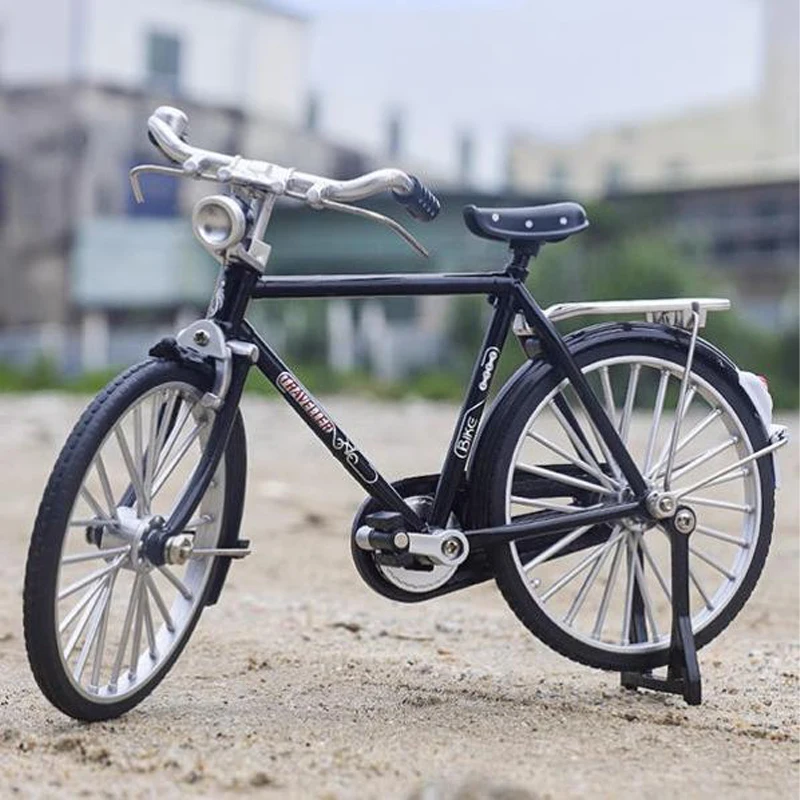 1:10 Scale Vintage Die-Cast Mini Bicycle Model 6 1:10 Scale Vintage Die-Cast Mini Bicycle Model - Image 6