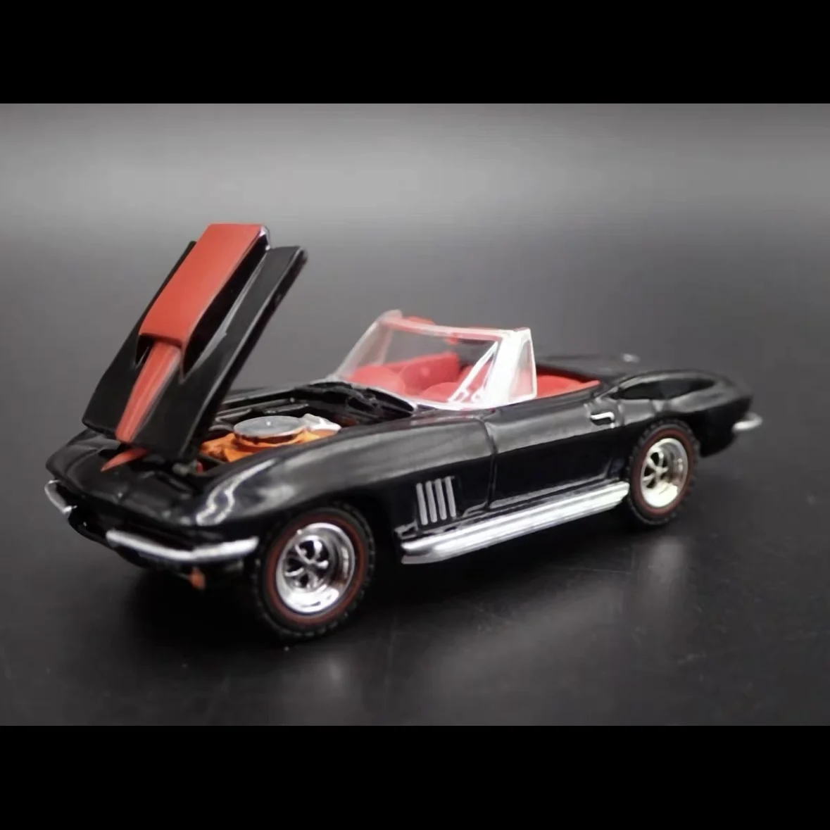 1965 Shelby Cobra 1:64 Diecast Model 5 1965 Shelby Cobra 1:64 Diecast Model - Image 5