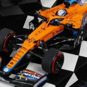 MINICHAMPS 1:43 McLaren MCL35M Model Car 10 S94c958ec18ec4f14b7f67ffe556f11e8r