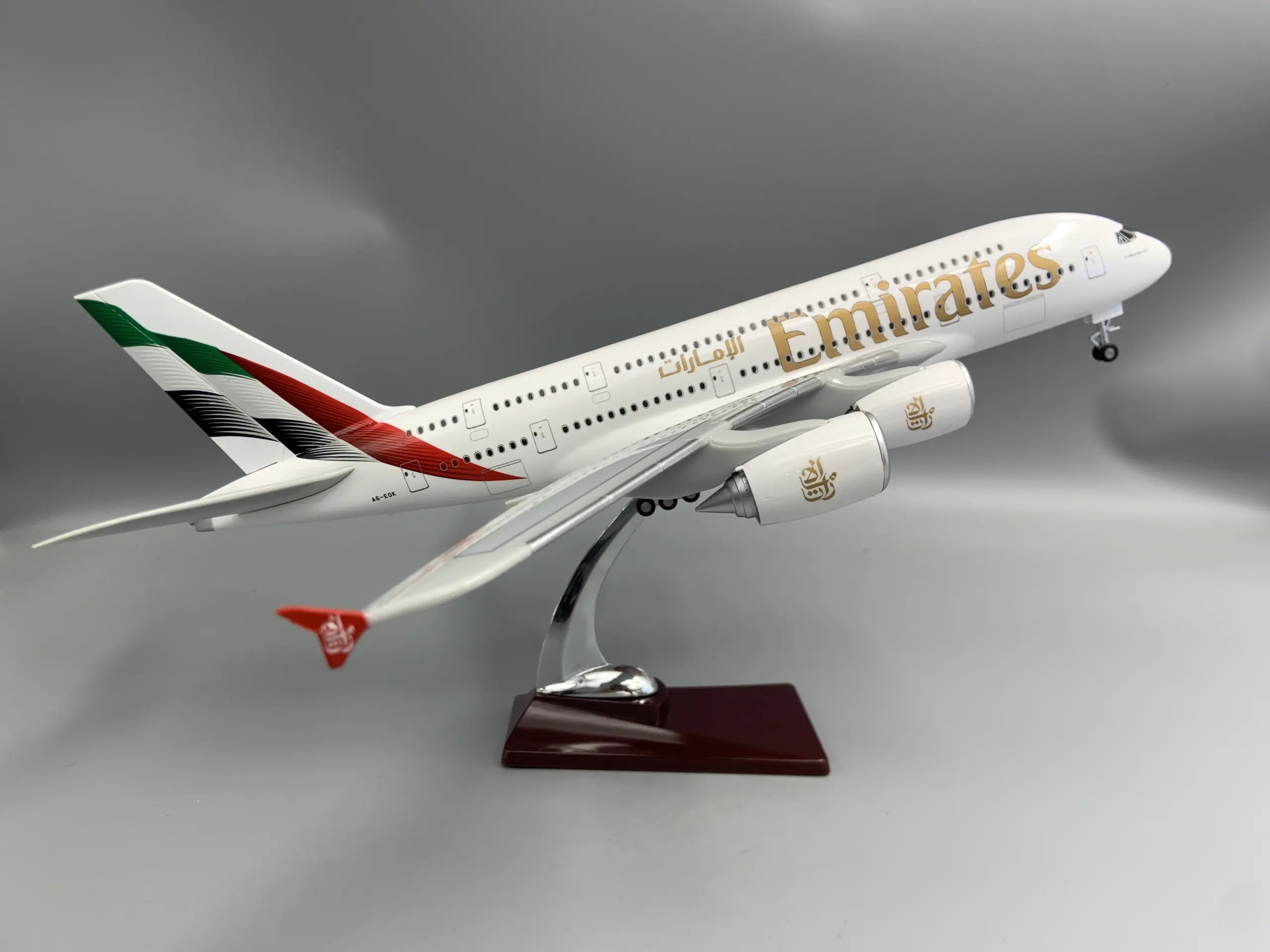 Emirates A380 Model 1/160 Scale Replica 6 Emirates A380 Model 1/160 Scale Replica - Image 6
