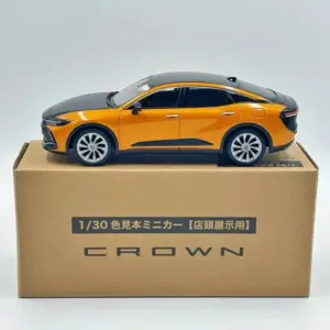Toyota Crown Diecast Model 1:30 Scale Vehicle 14 S99a5b9651f884dca90c6f1ecd4ecabb9V
