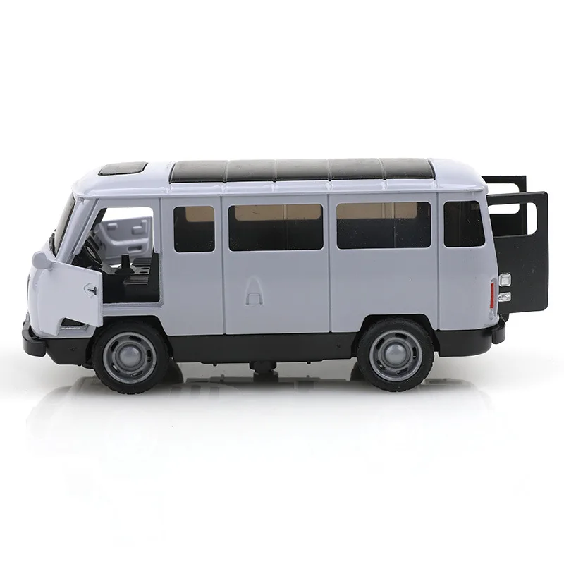 1:36 Scale Alloy Off-Road Van Model 5 1:36 Scale Alloy Off-Road Van Model - Image 5
