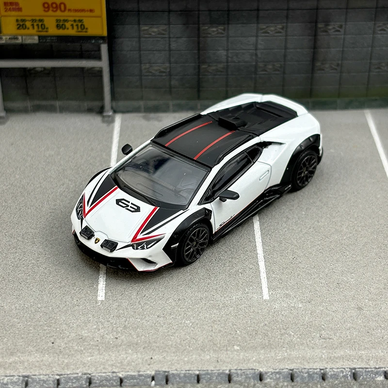 1/64 Scale Lamborghini Huracan Sterrato Model 4 1/64 Scale Lamborghini Huracan Sterrato Model - Image 4