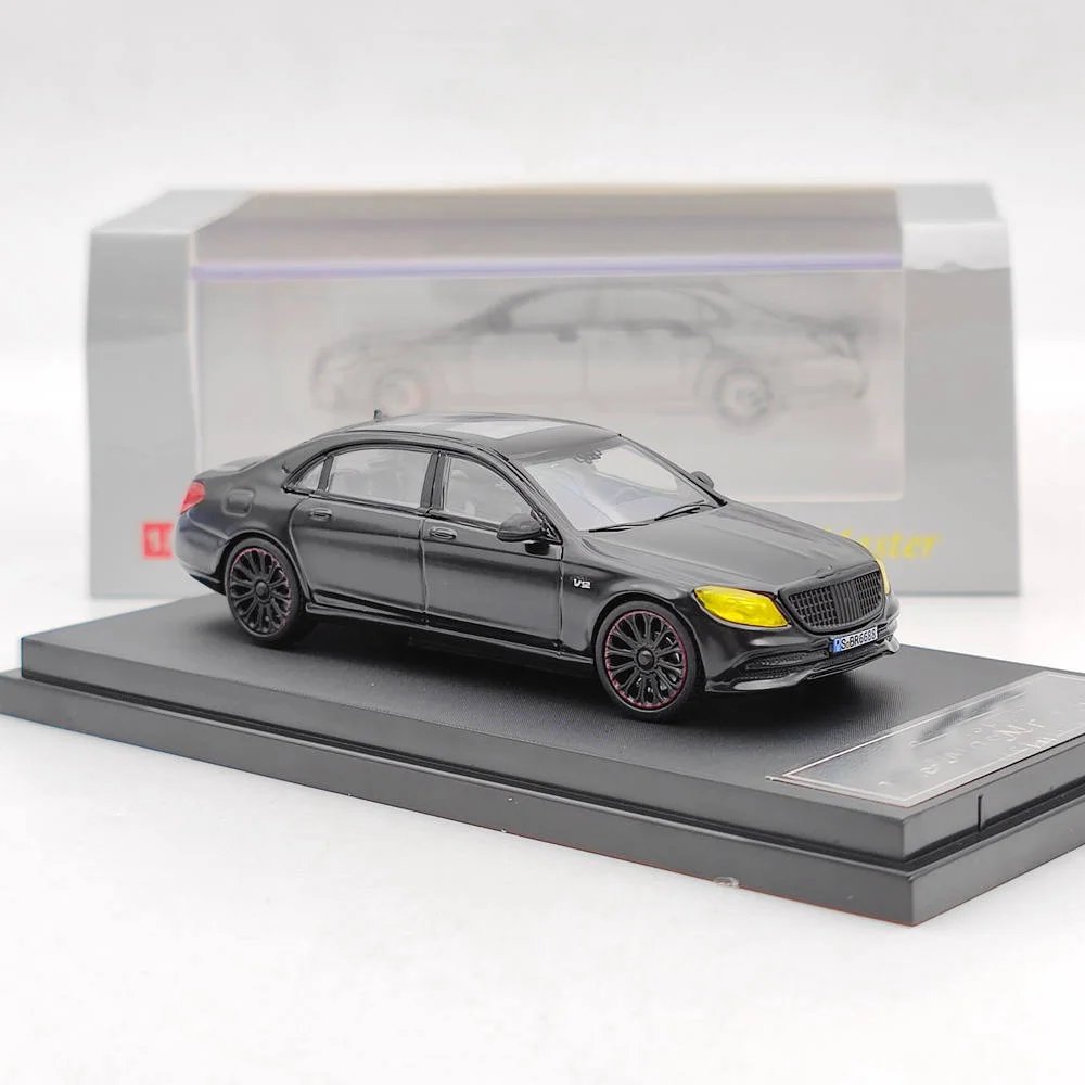 1:64 Scale Luxury Sedan Diecast Model Collection 19 1:64 Scale Luxury Sedan Diecast Model Collection - Image 19