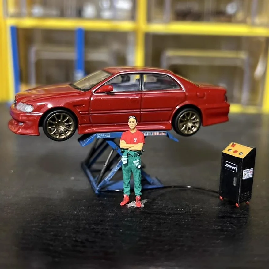 Diorama 1:64 Shear Lift Model Auto Garage 5 Diorama 1:64 Shear Lift Model Auto Garage - Image 5