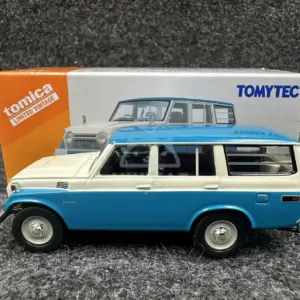 Toyota LandCruiser FJ56V Diecast Model 1/64 Scale 8 S9da35357a5804157948e363daf4e4b9aU