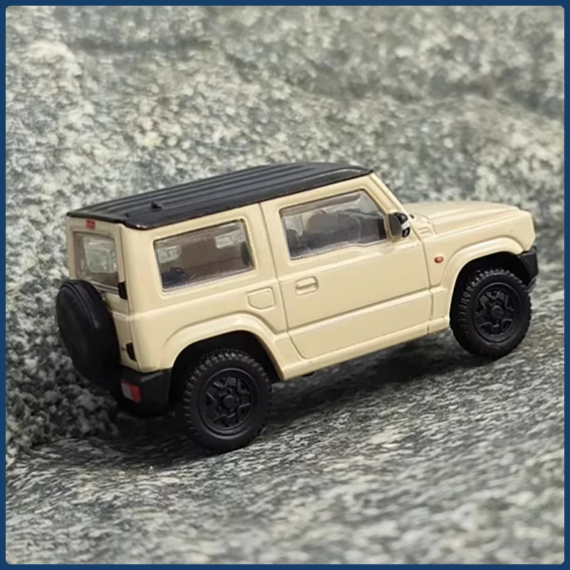 1:64 Scale Suzuki Jimny JB64 Model Car 3 1:64 Scale Suzuki Jimny JB64 Model Car - Image 3